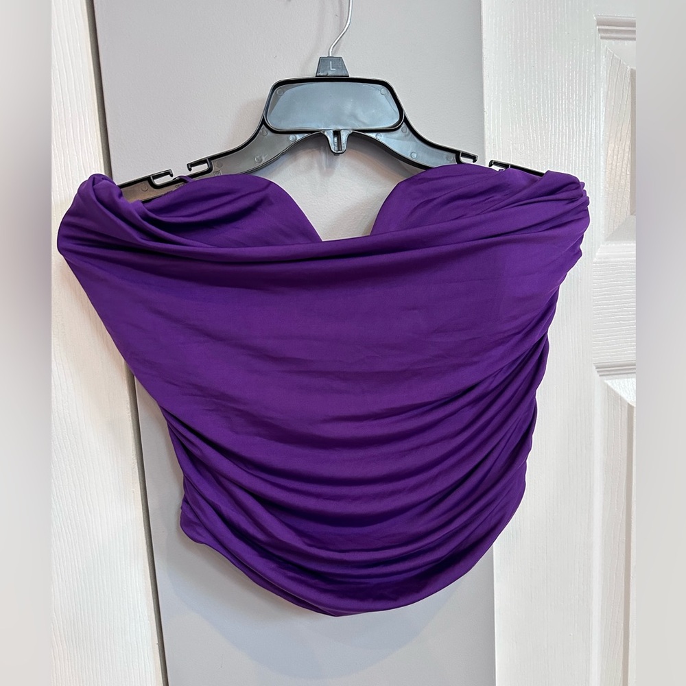 Strapless top